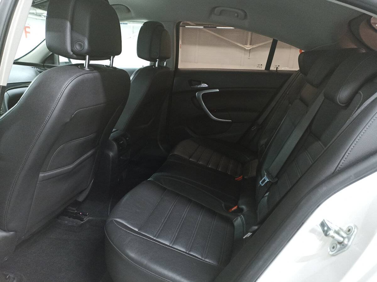 Opel Insignia, 2011 Фото №12