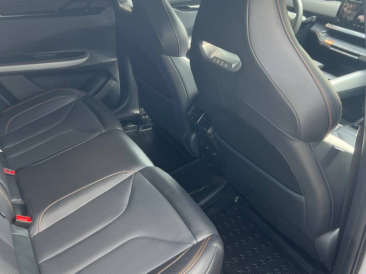 Changan UNI-V, 2024 Фото №22