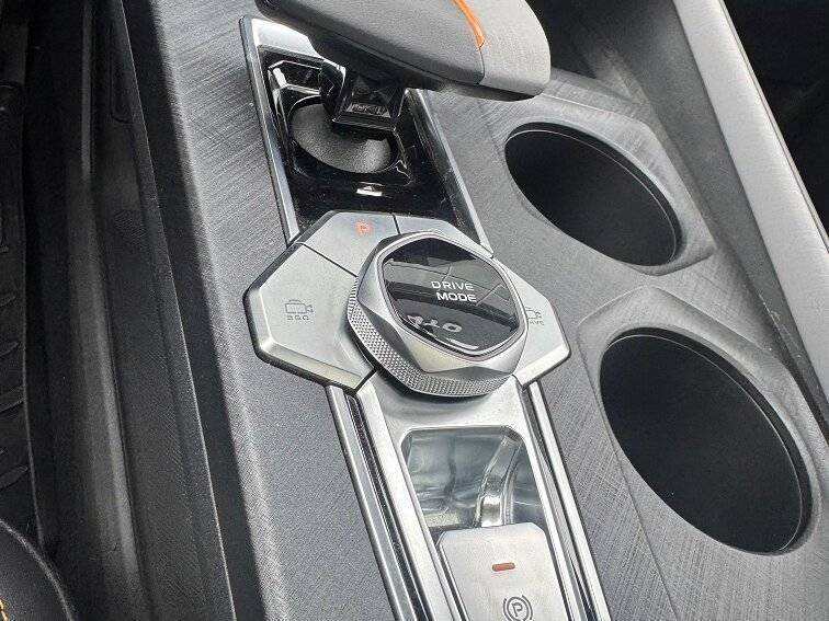 Changan UNI-V, 2023 Фото №9