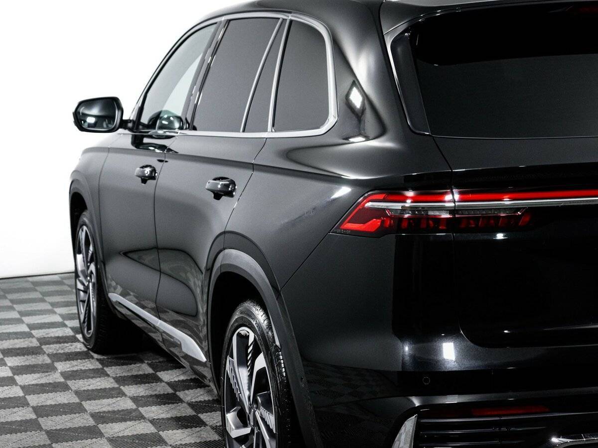 Geely Monjaro, 2023 Фото №20