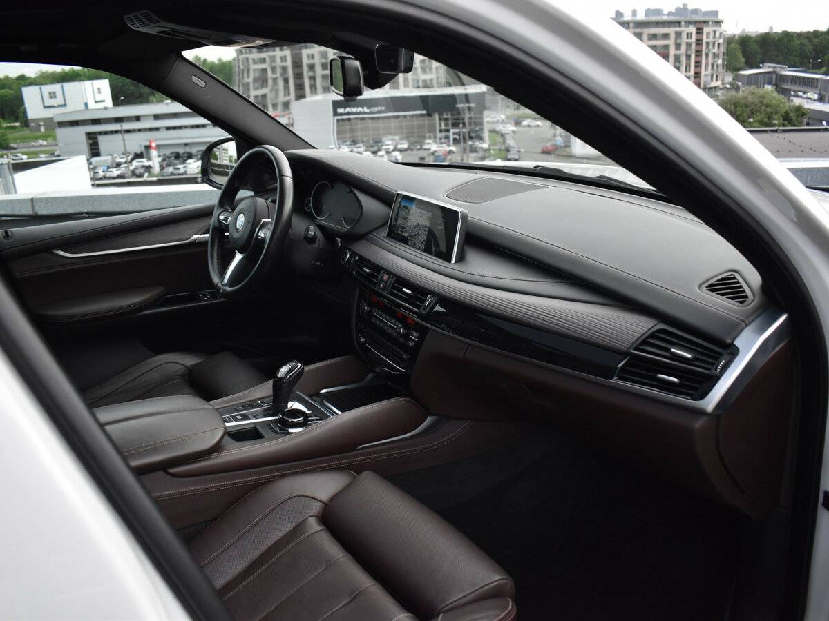 BMW X5 M50d, 2017 Фото №12