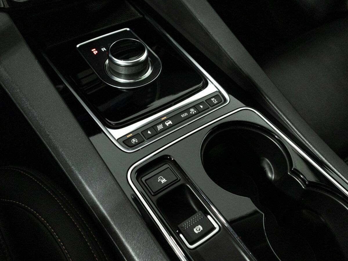 Jaguar F-Pace, 2017 Фото №20