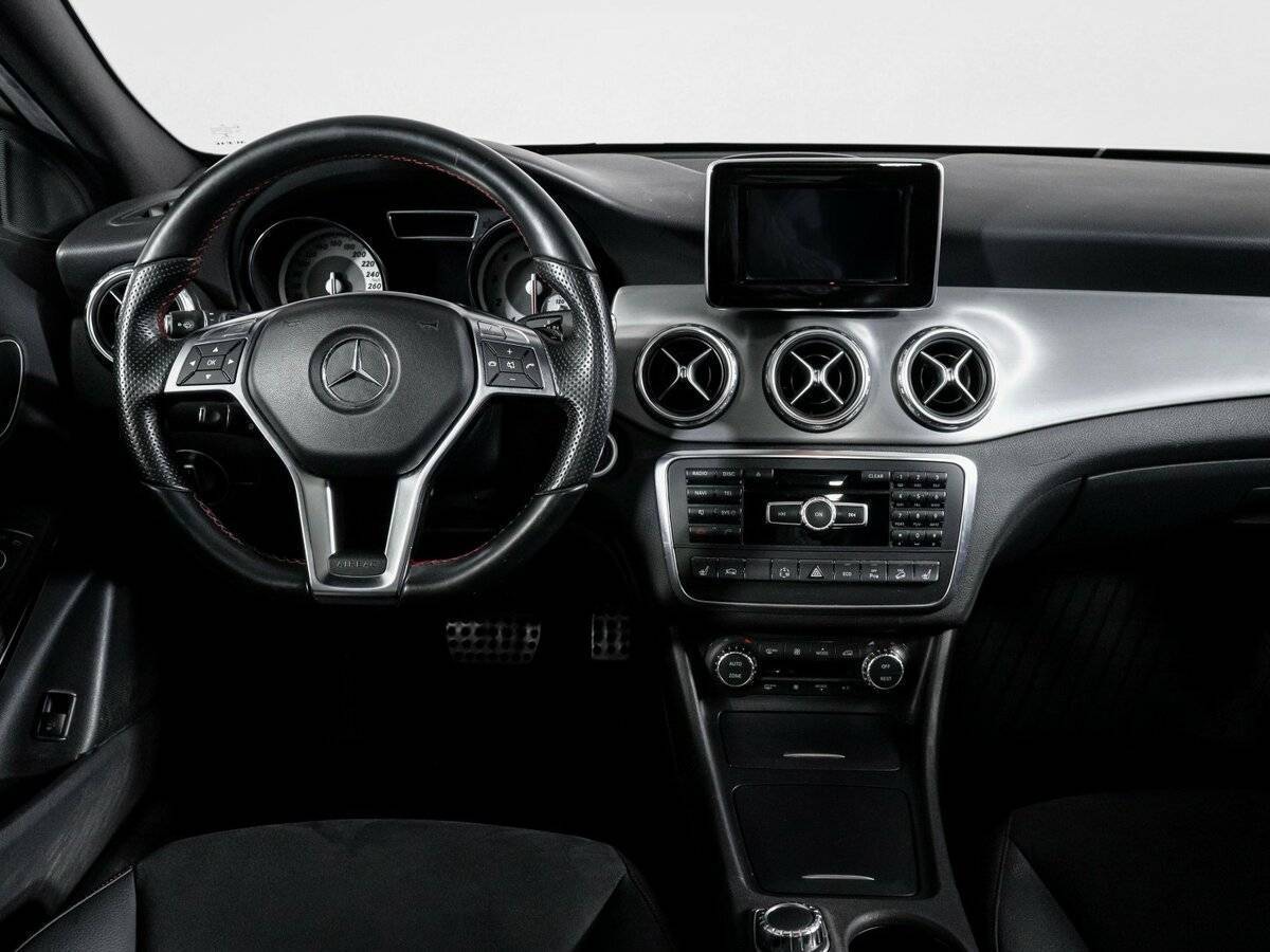 Mercedes-Benz GLA 250, 2014 Фото №11