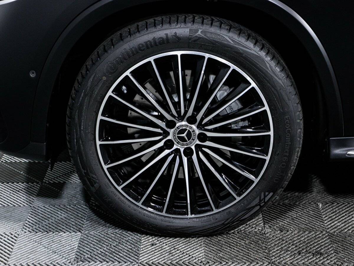 Mercedes-Benz GLC Coupe 300, 2024 Фото №15