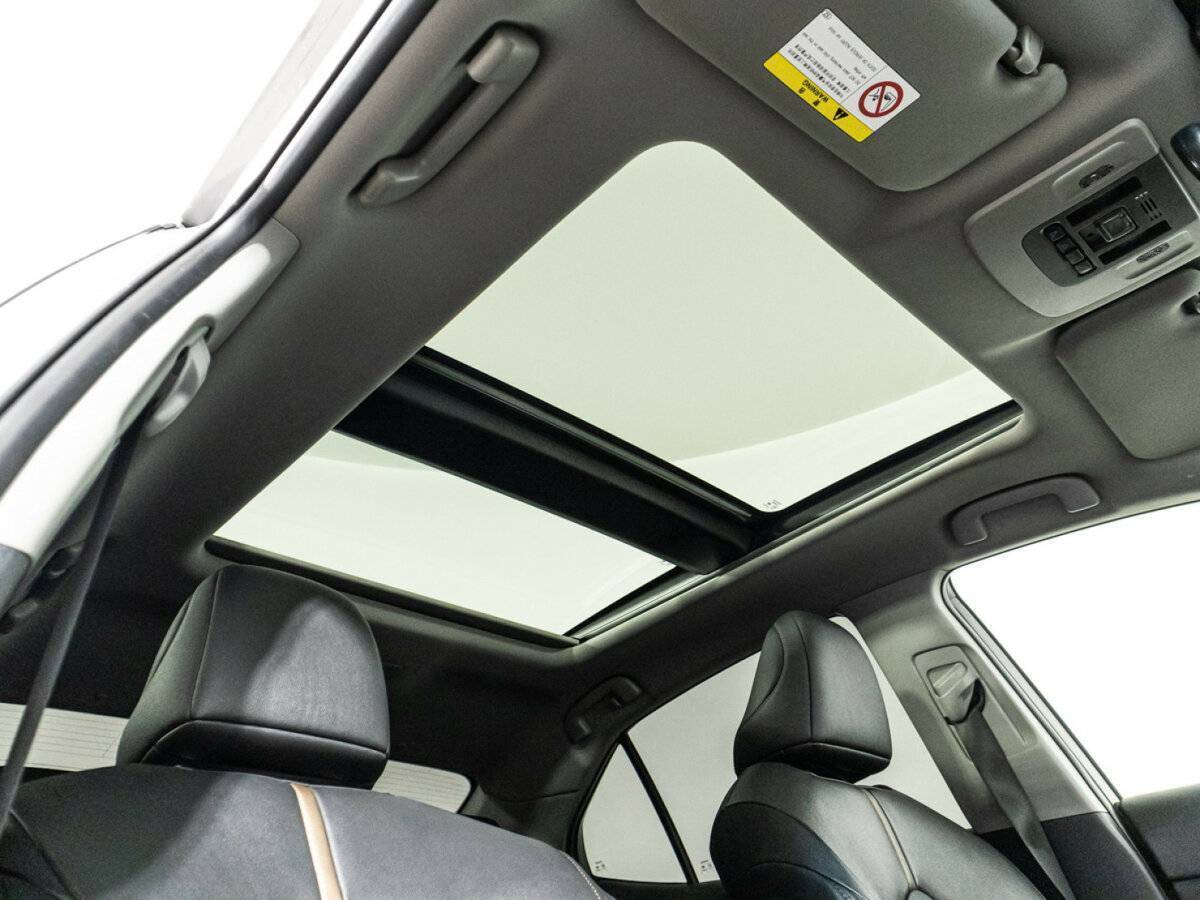 Toyota Camry, 2022 Фото №21