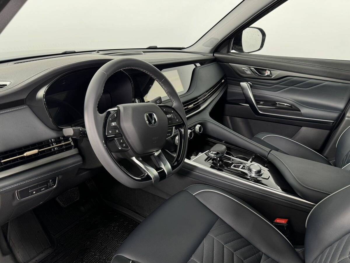 Changan CS95, 2024 Фото №10