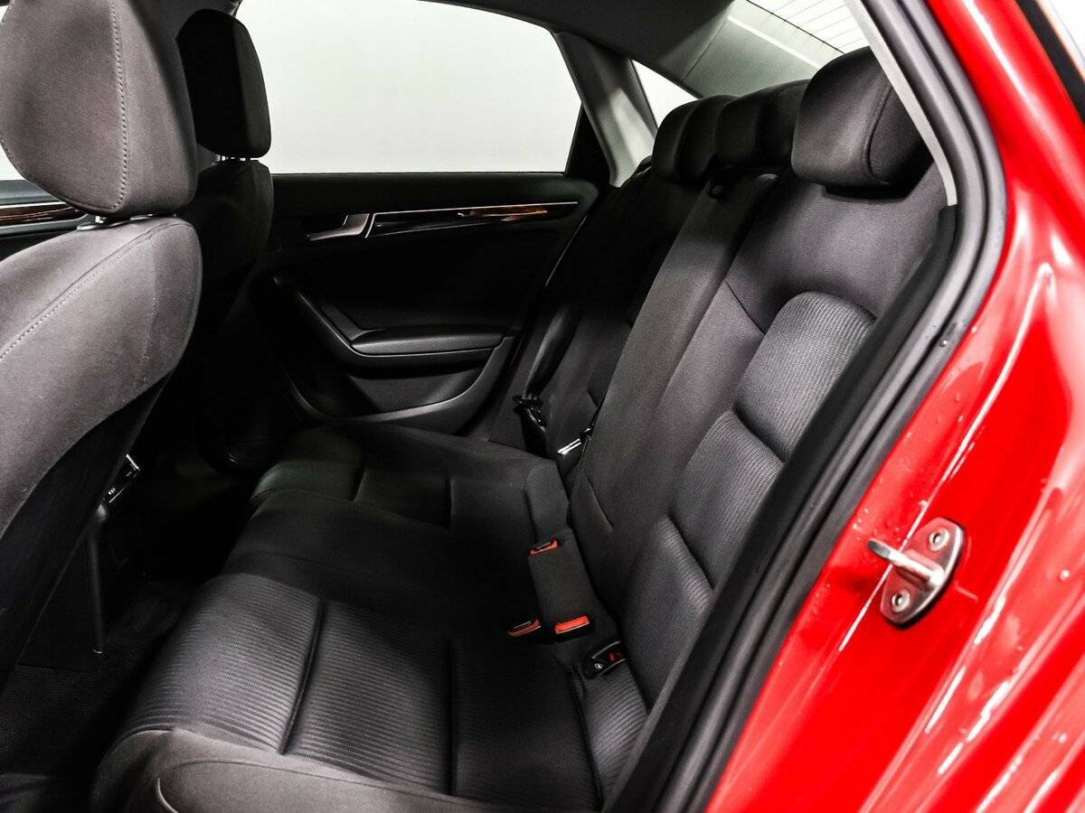 Audi A4, 2011 Фото №12