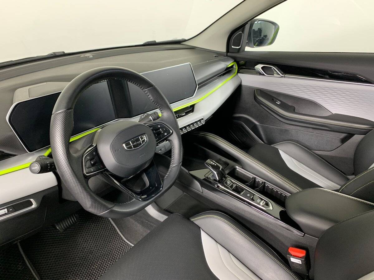 Geely Binyue Cool, 2023 Фото №12