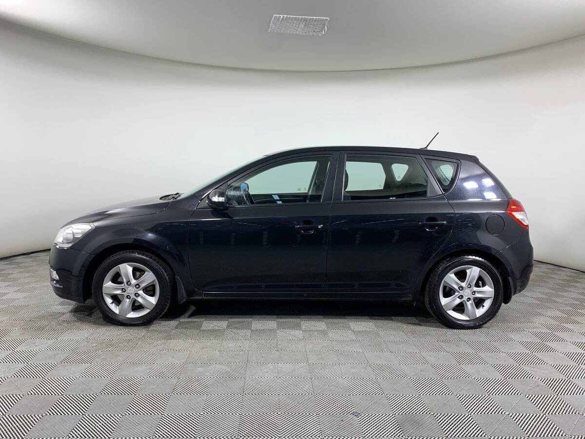 Kia Ceed, 2010 Фото №8