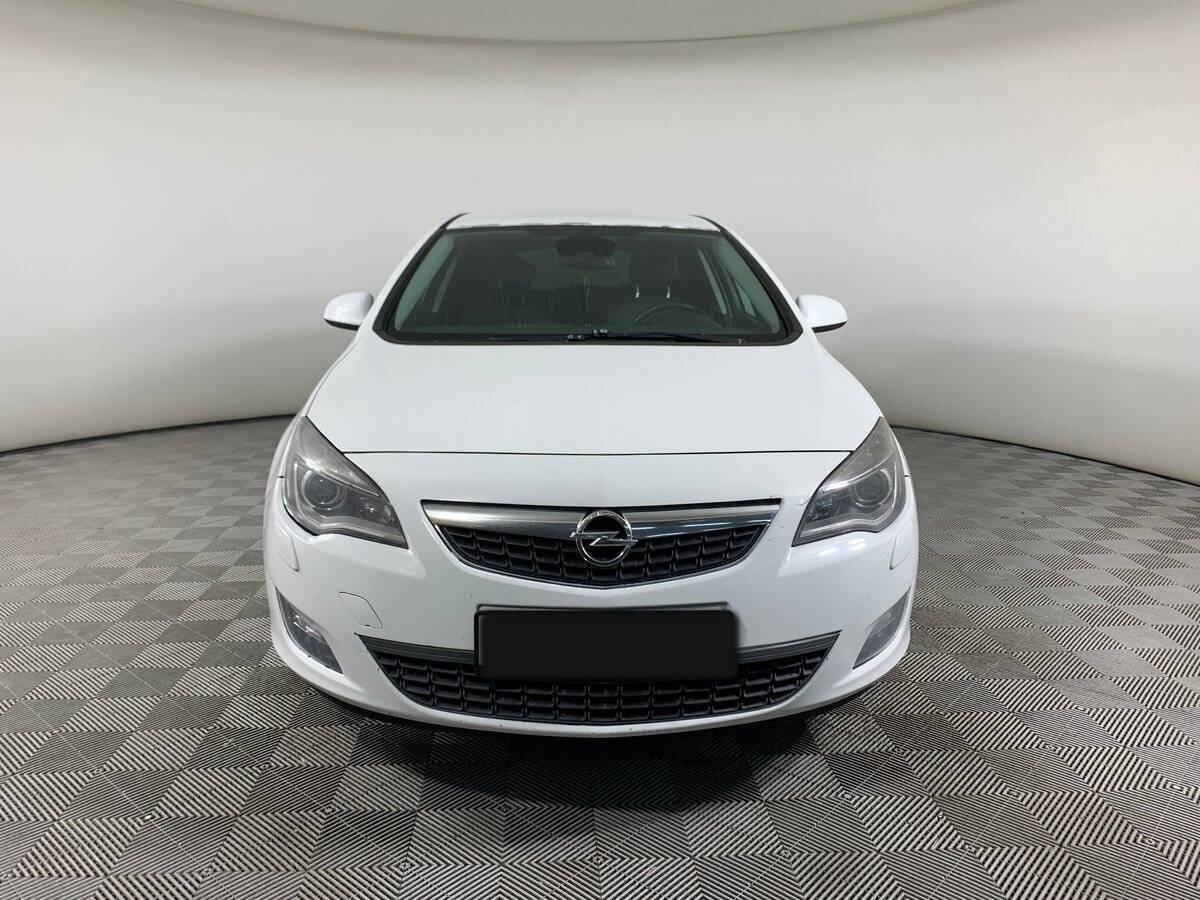 Opel Astra, 2011 - 186 000 км. | Фото №2