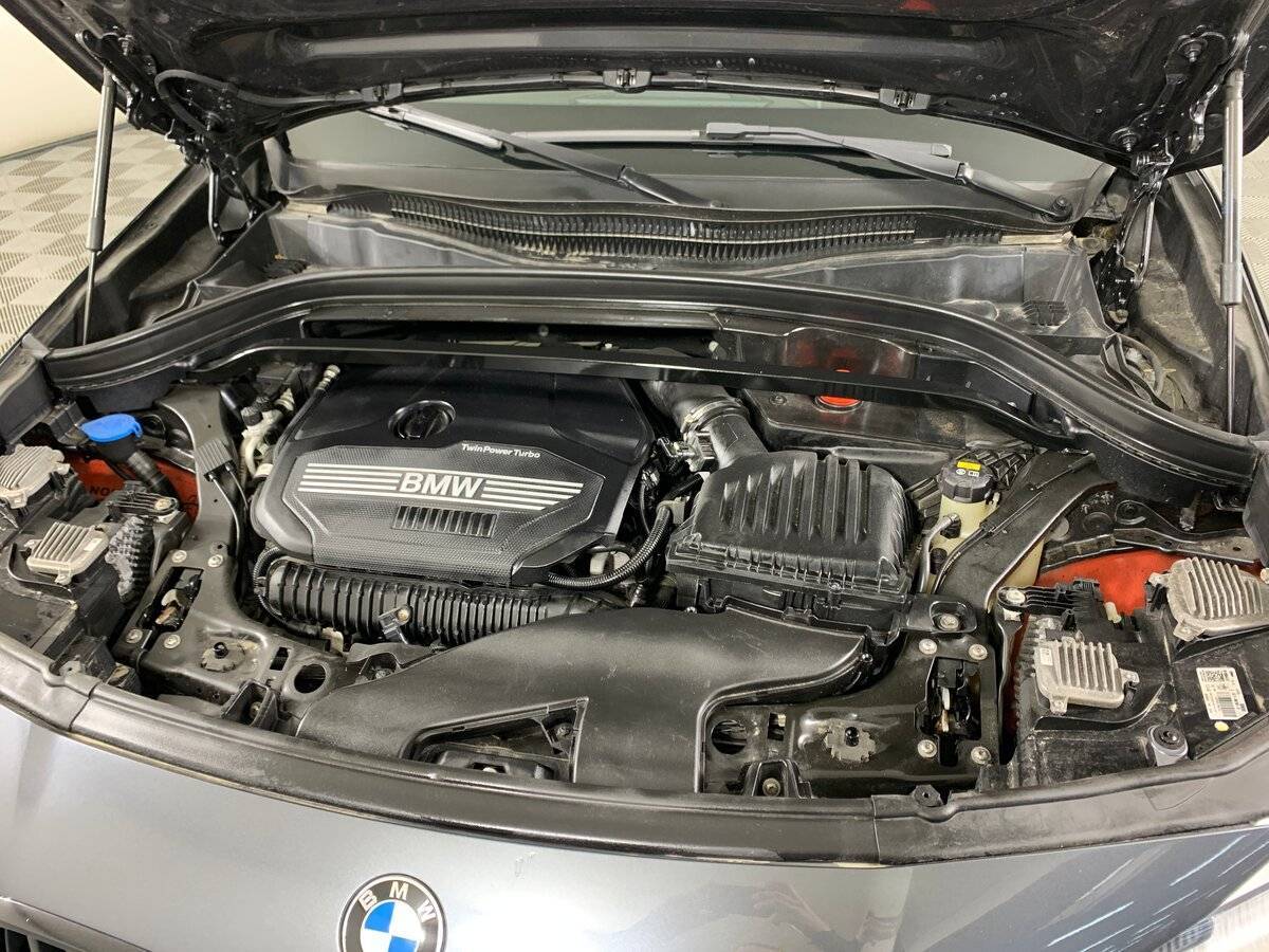 BMW X2 xDrive20i, 2020 Фото №11