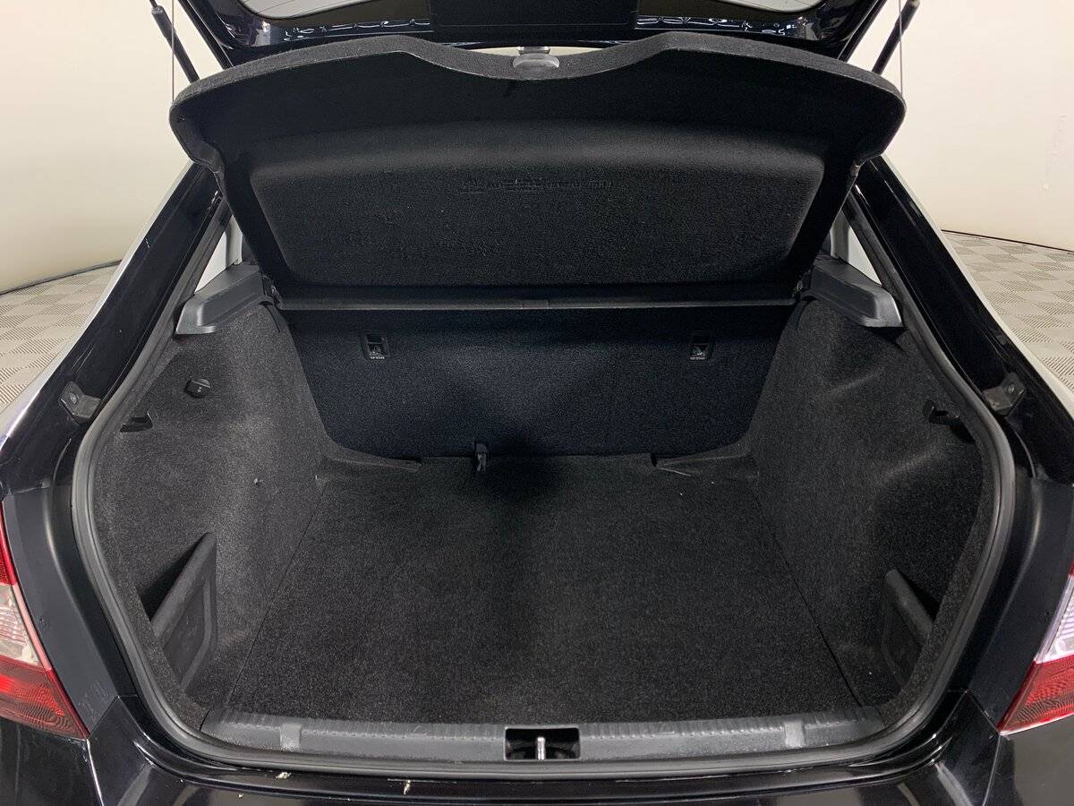 Skoda Rapid, 2018 Фото №18