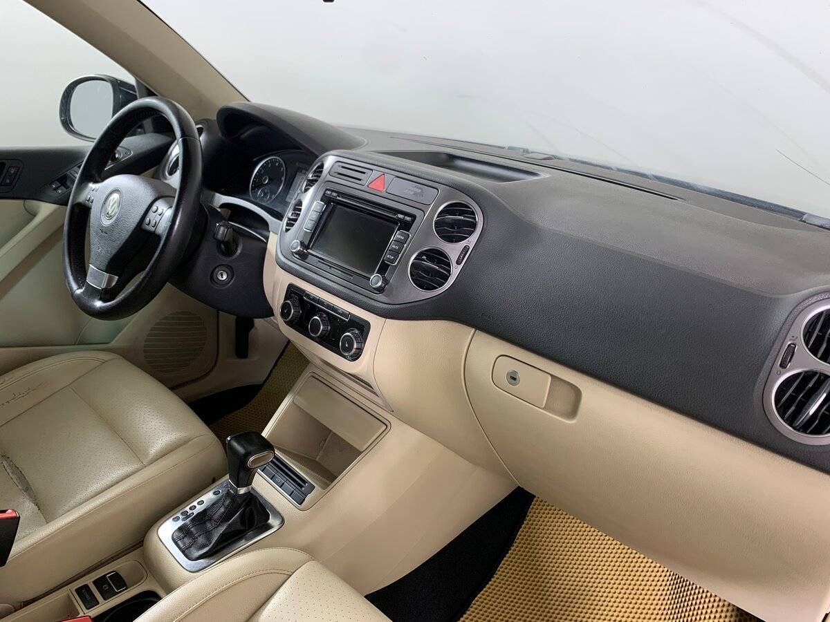 Volkswagen Tiguan, 2010 Фото №13