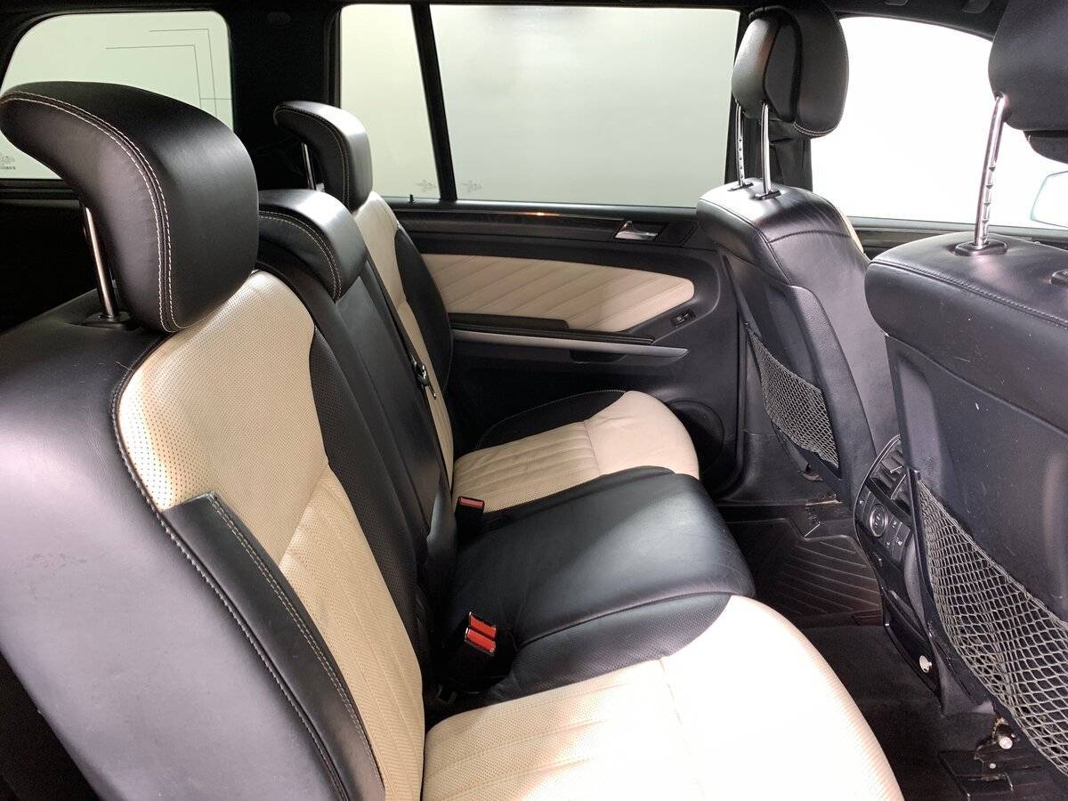 Mercedes-Benz GL-Класс 350, 2011 Фото №17