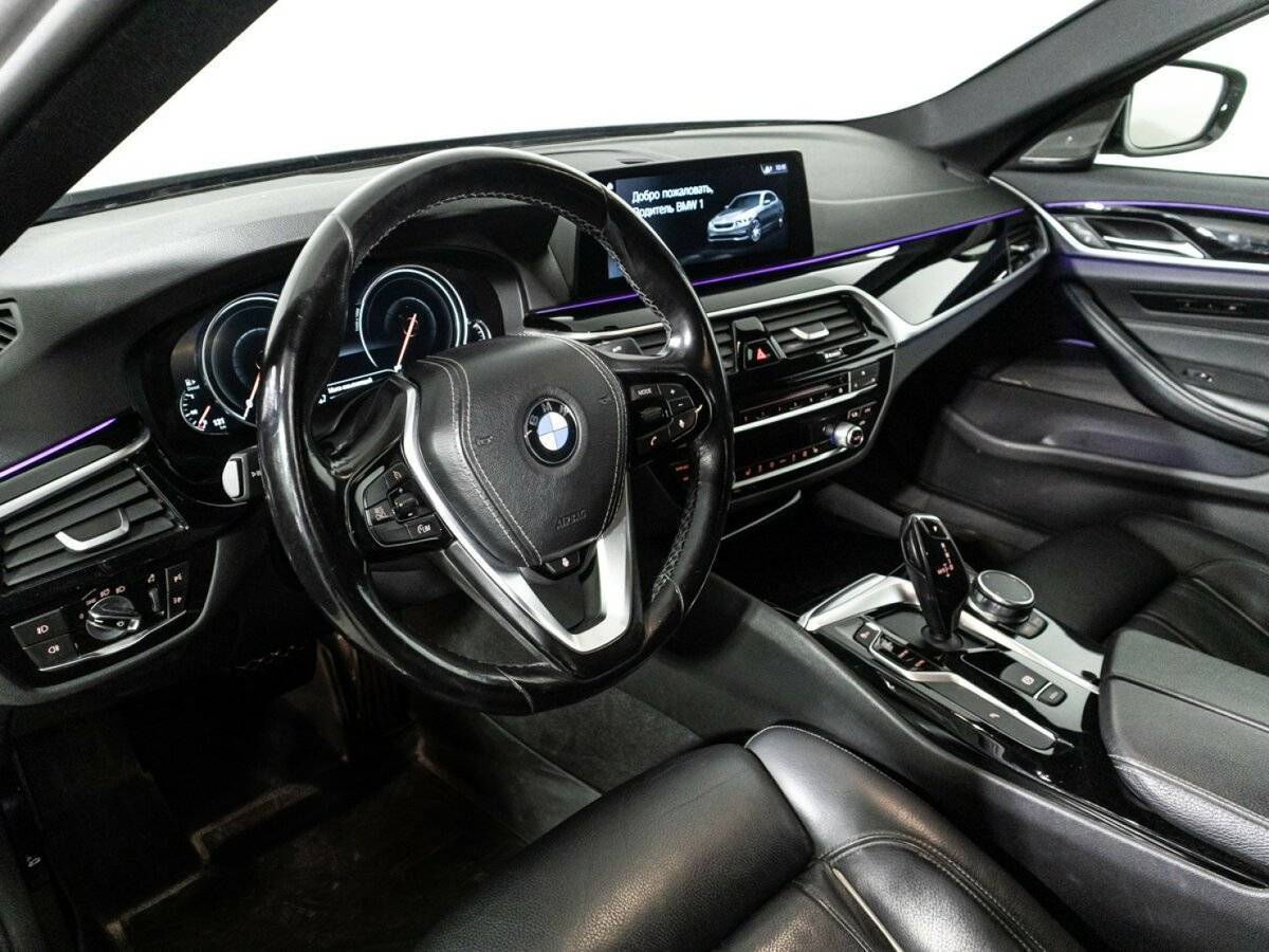 BMW 5 серии 530d xDrive, 2017 Фото №11