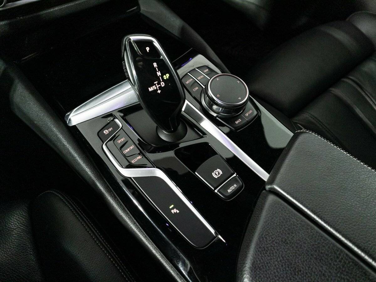 BMW 5 серии 530d xDrive, 2017 Фото №22