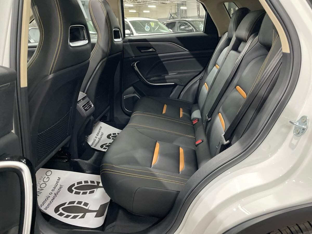 FAW Bestune T77, 2023 Фото №23