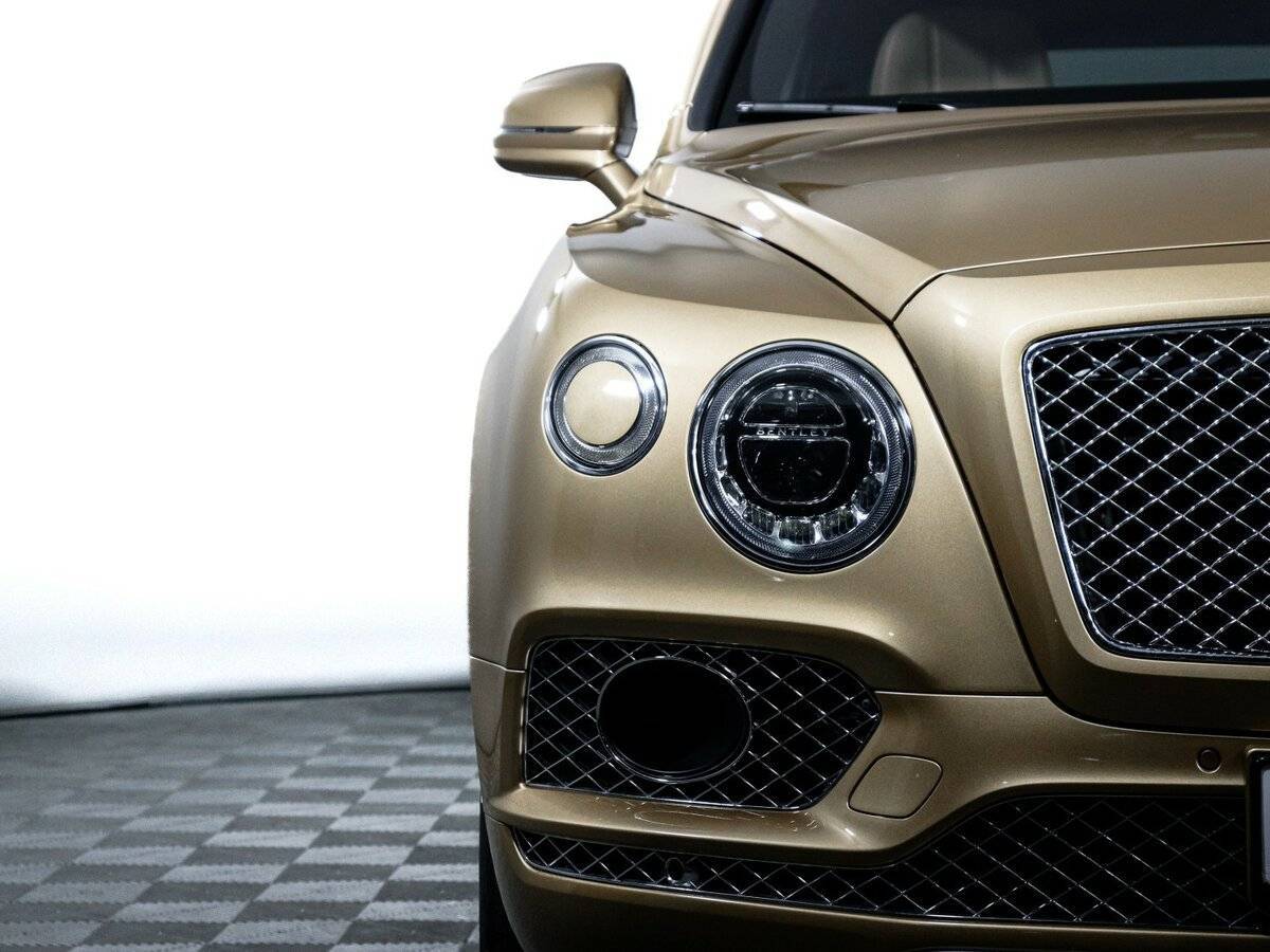 Bentley Bentayga, 2016 Фото №18