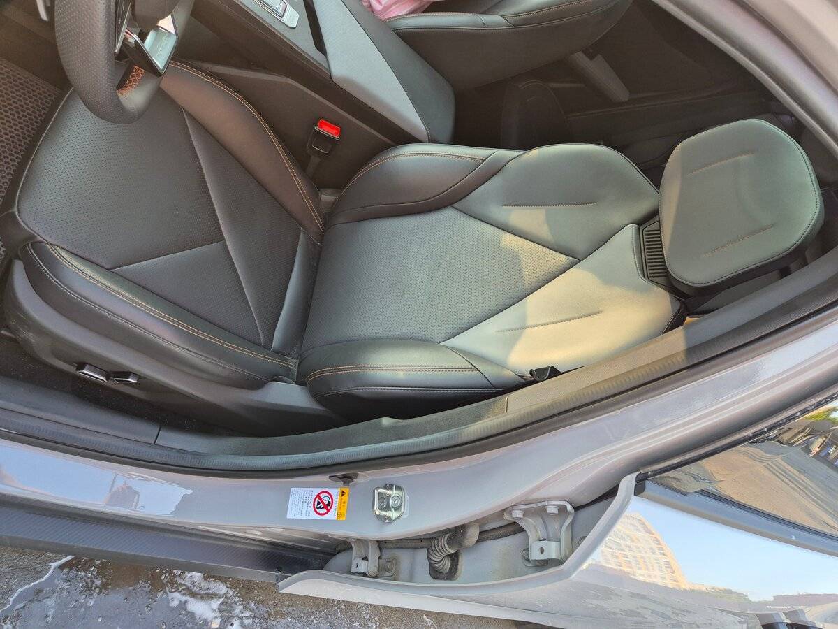 Changan UNI-V, 2023 Фото №25