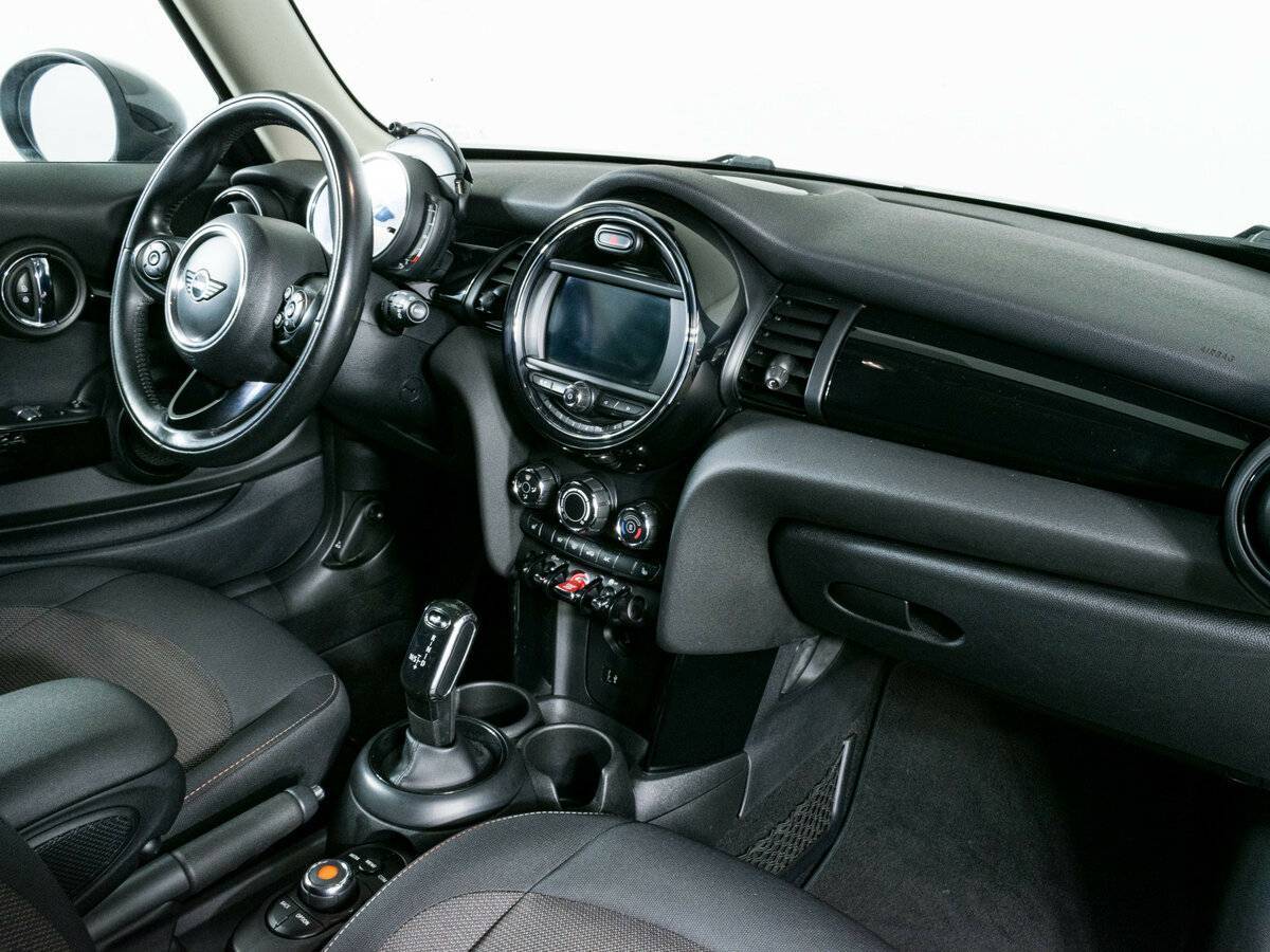 Mini Hatch Cooper, 2018 Фото №10