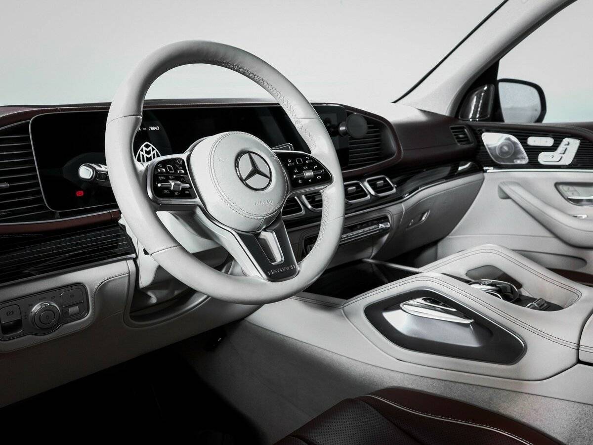 Mercedes-Benz Maybach GLS 600, 2022 Фото №14