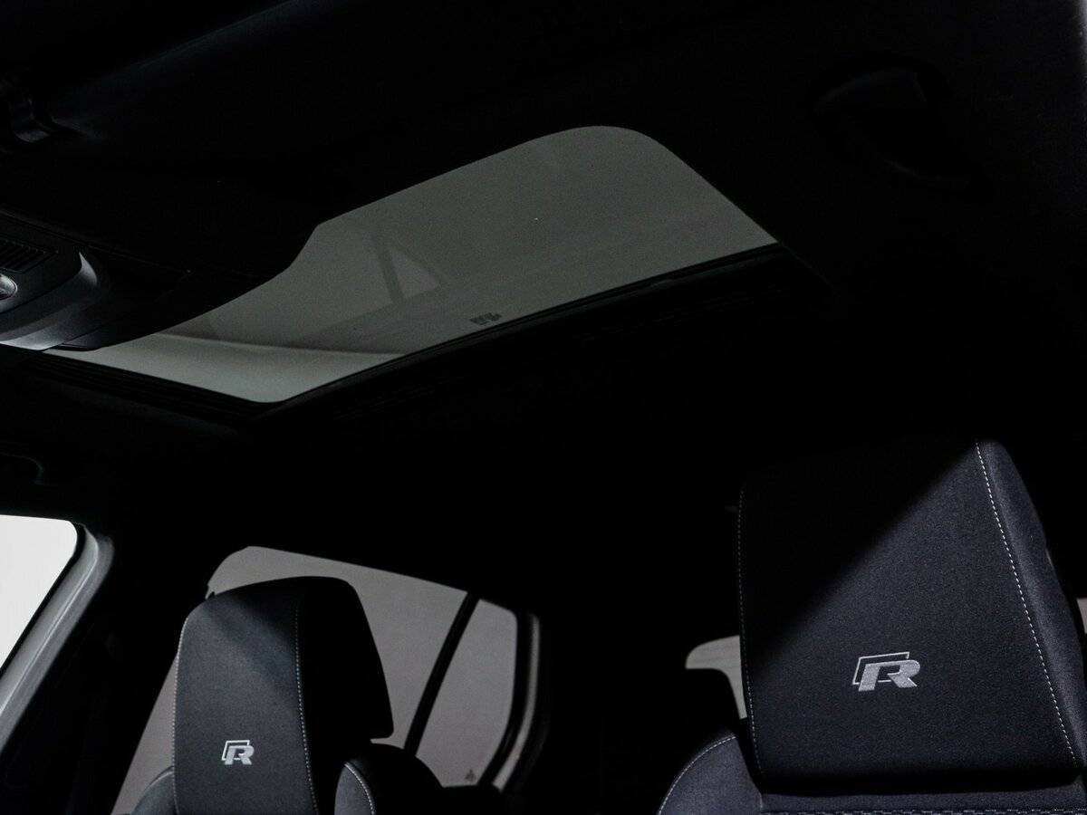 Volkswagen Golf R, 2012 Фото №21