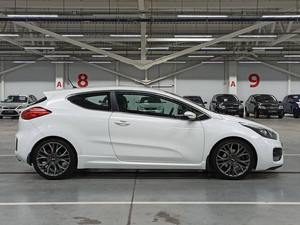 Kia Ceed GT, 2014 Фото №4