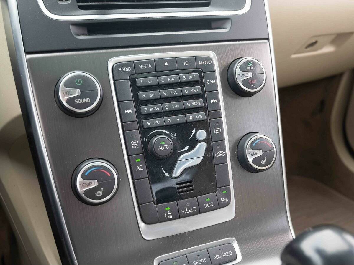 Volvo S60, 2011 Фото №19