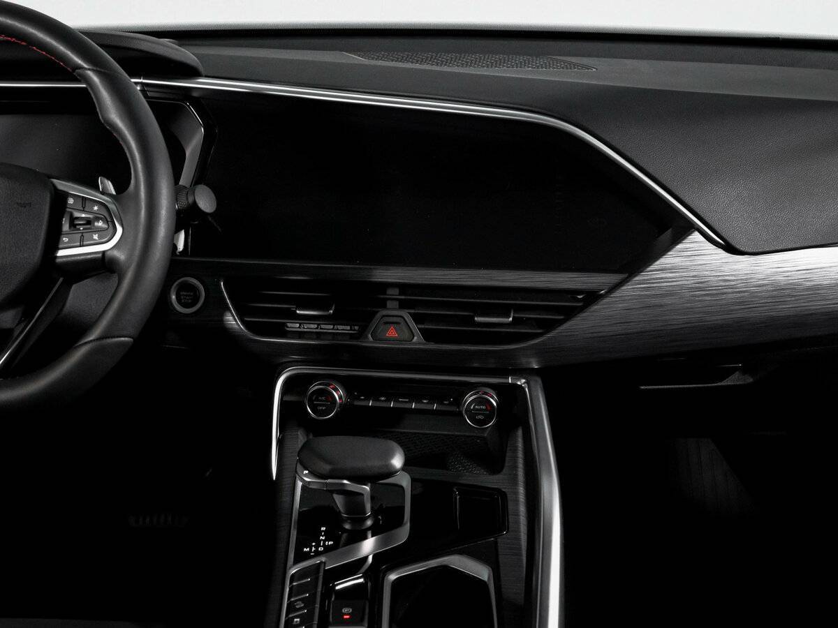 Geely Tugella, 2023 Фото №13