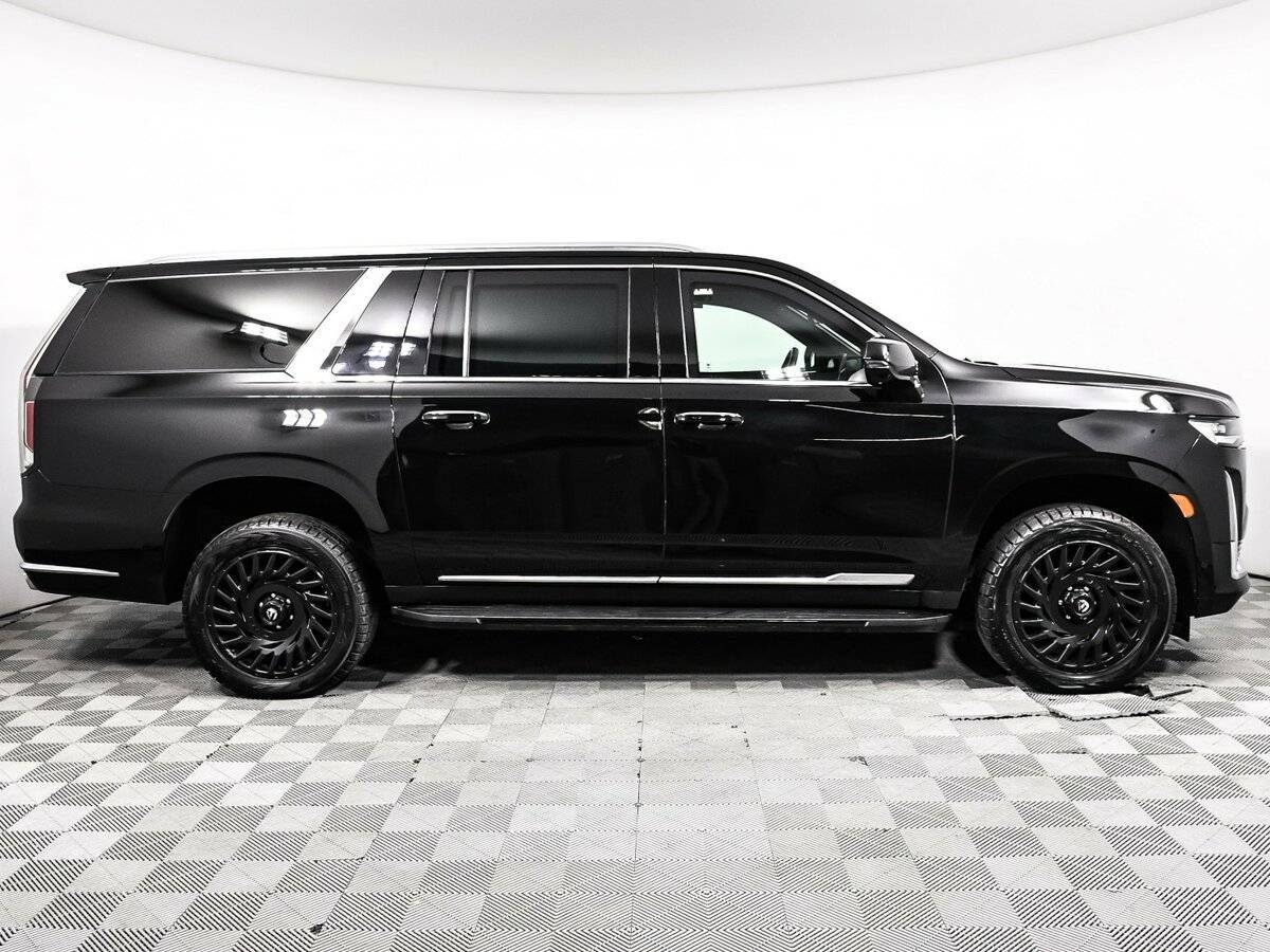 Cadillac Escalade, 2022 - 13 500 км. | Фото №4