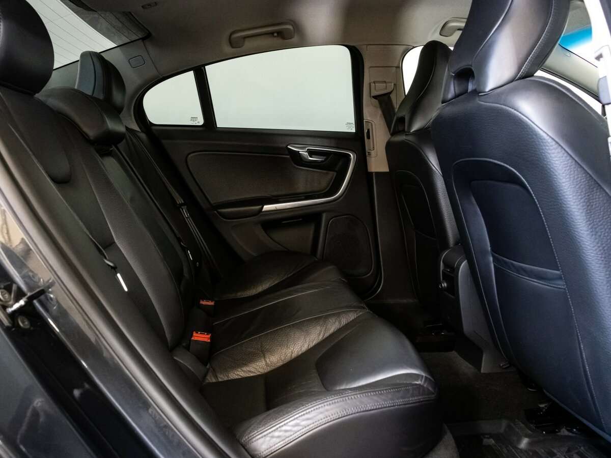 Volvo S60, 2011 Фото №15