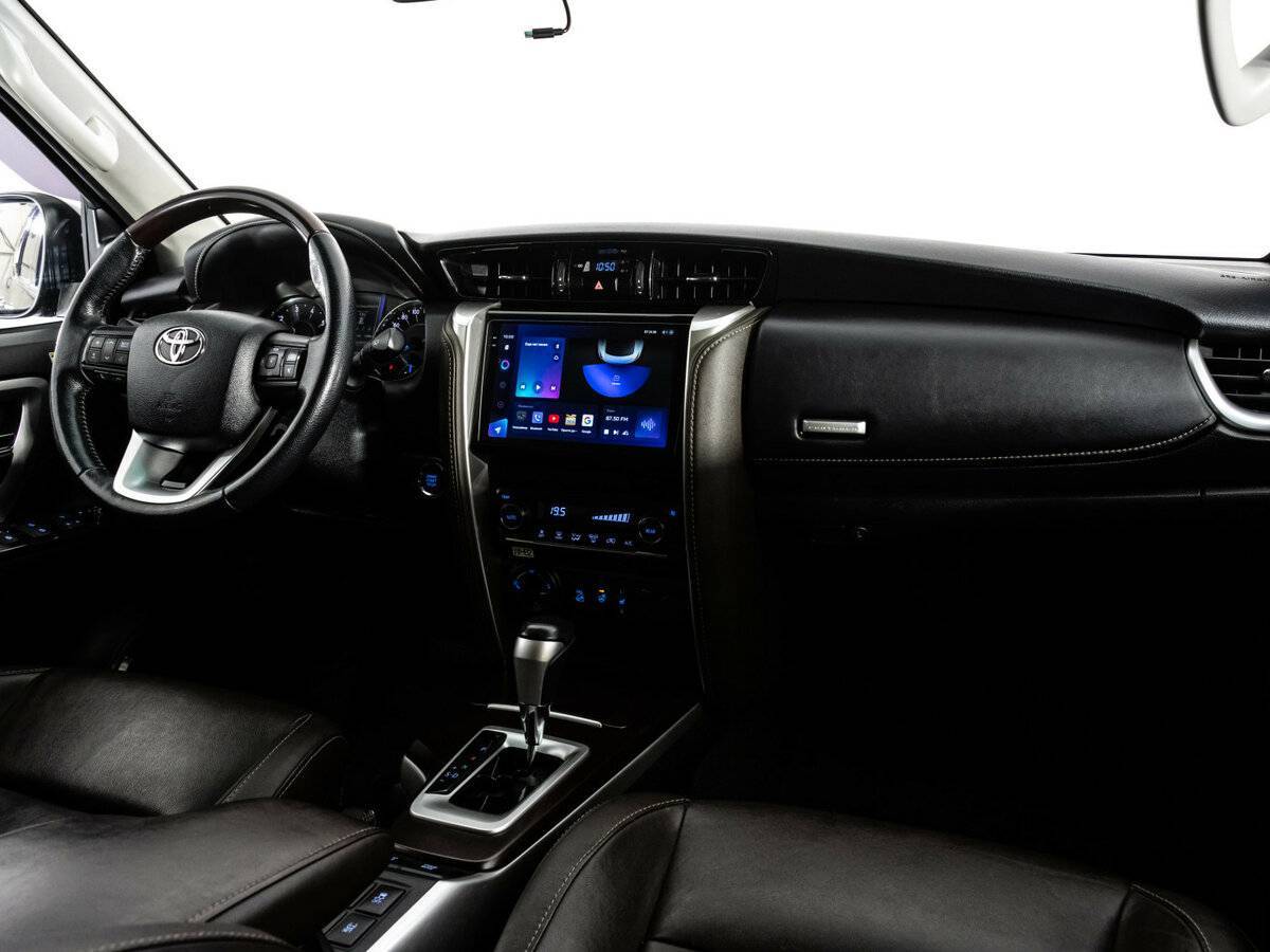Toyota Fortuner, 2018 Фото №10