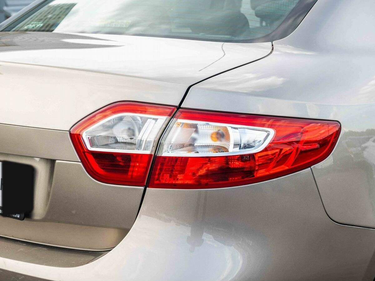 Renault Fluence, 2010 Фото №21