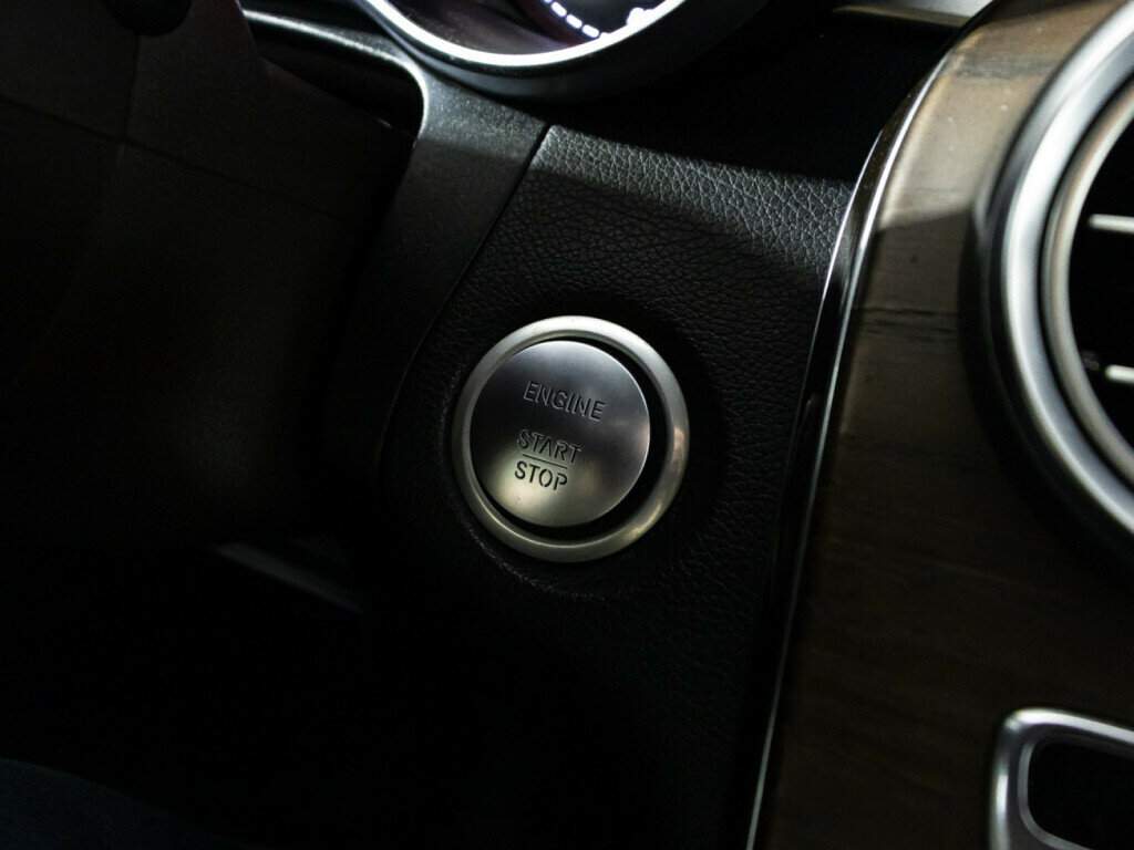 Mercedes-Benz GLC 300, 2015 Фото №22