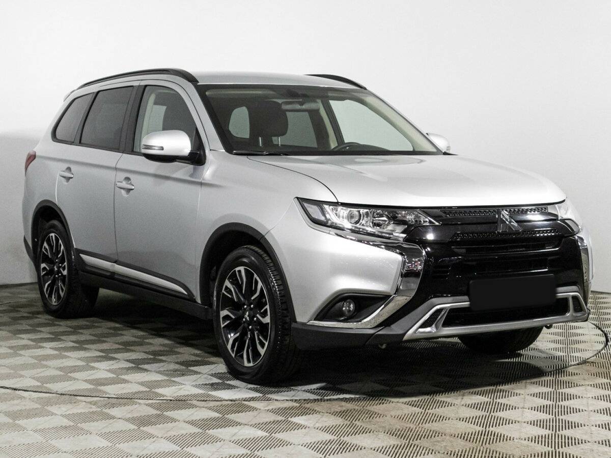 Mitsubishi Outlander, 2022 - 35 572 км. | Фото №3