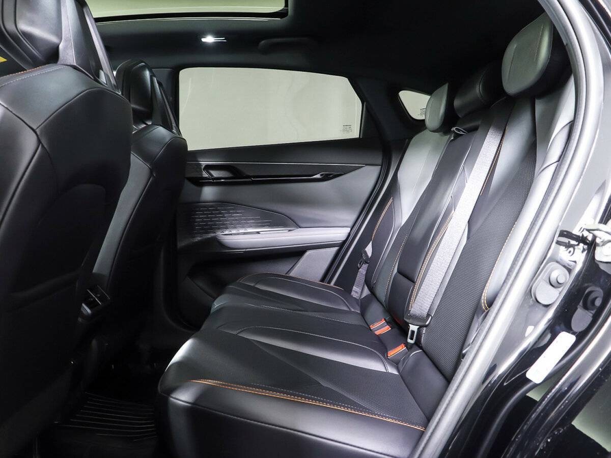 Changan UNI-V, 2023 Фото №12