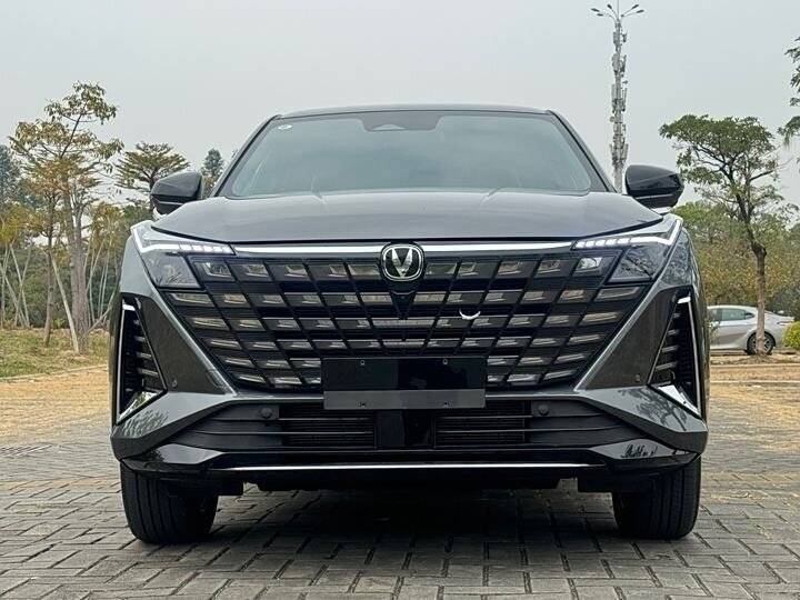 Changan UNI-Z iDD, 2024 - 2 000 км. | Фото №2