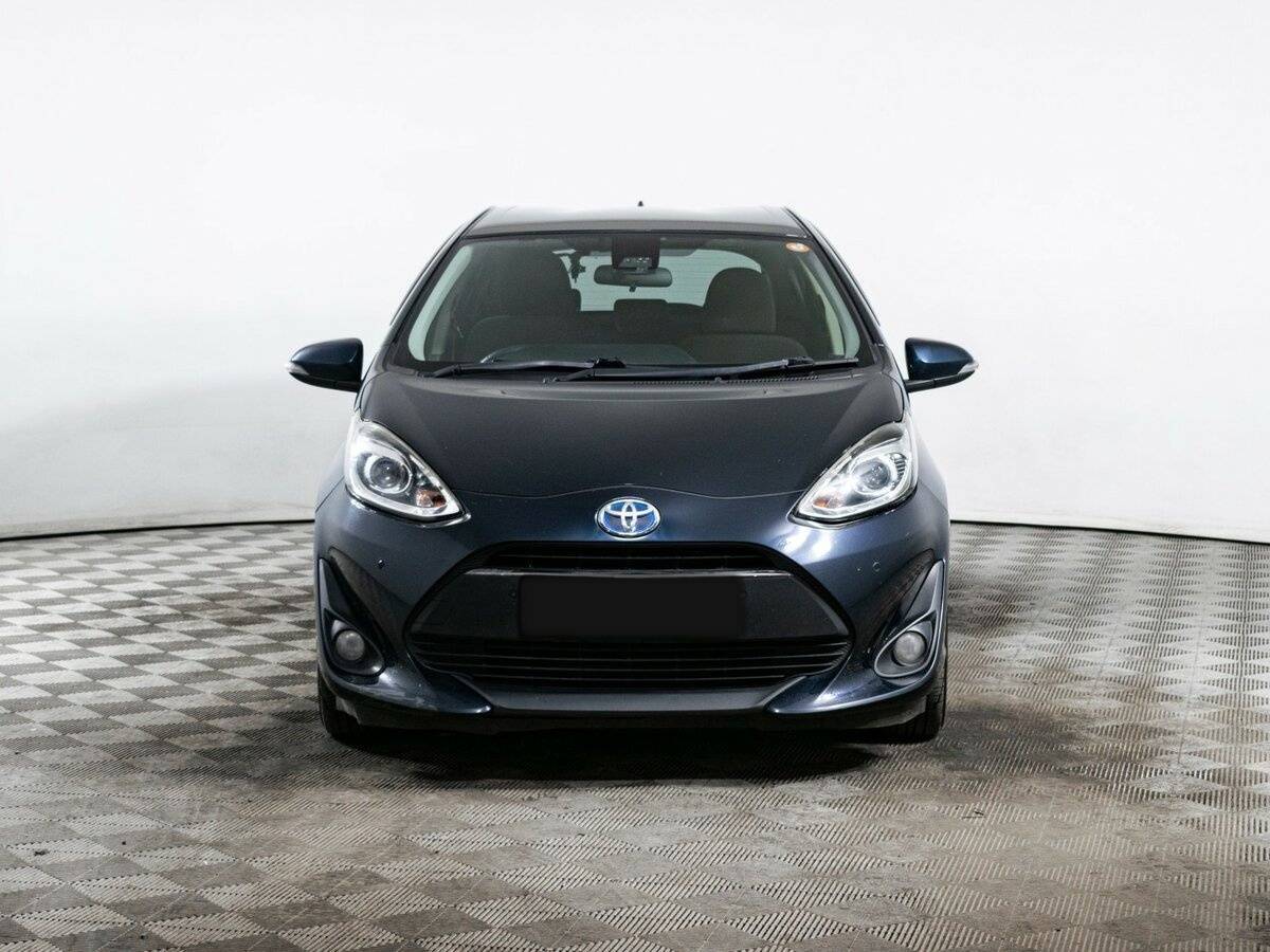 Toyota Aqua, 2018 - 98 696 км. | Фото №2