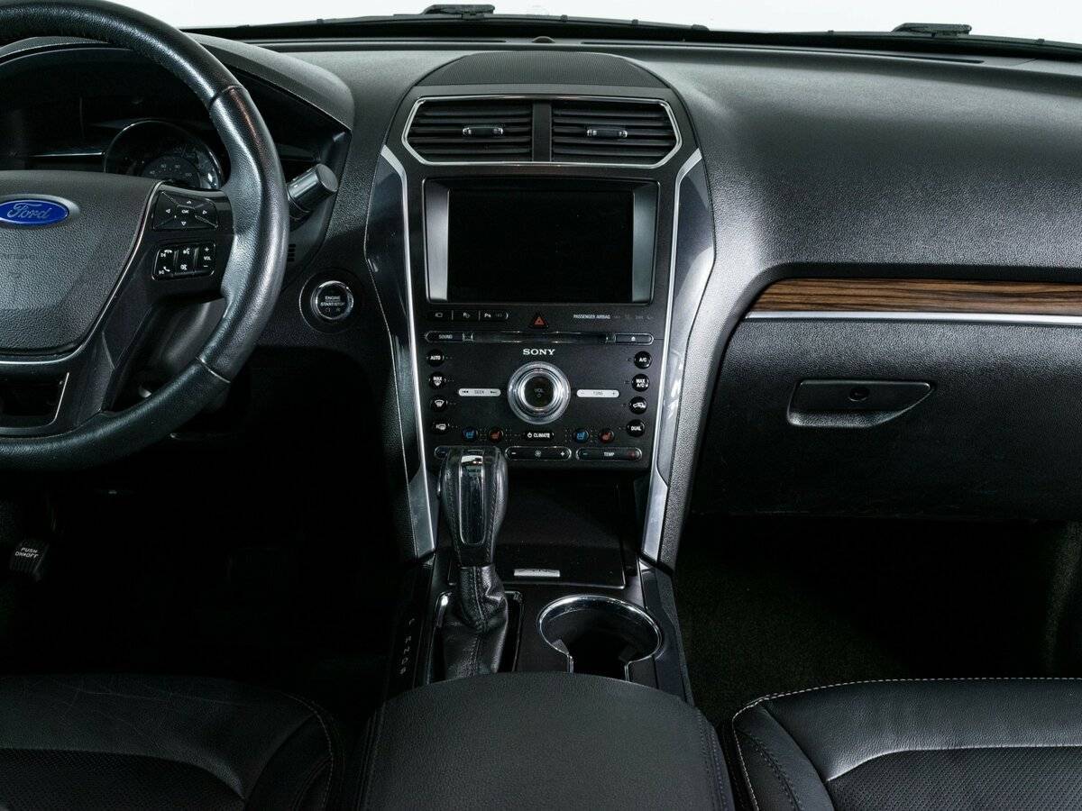 Ford Explorer, 2018 Фото №13