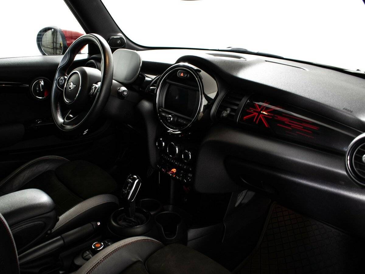 Mini Hatch JCW John Cooper Works, 2021 Фото №9