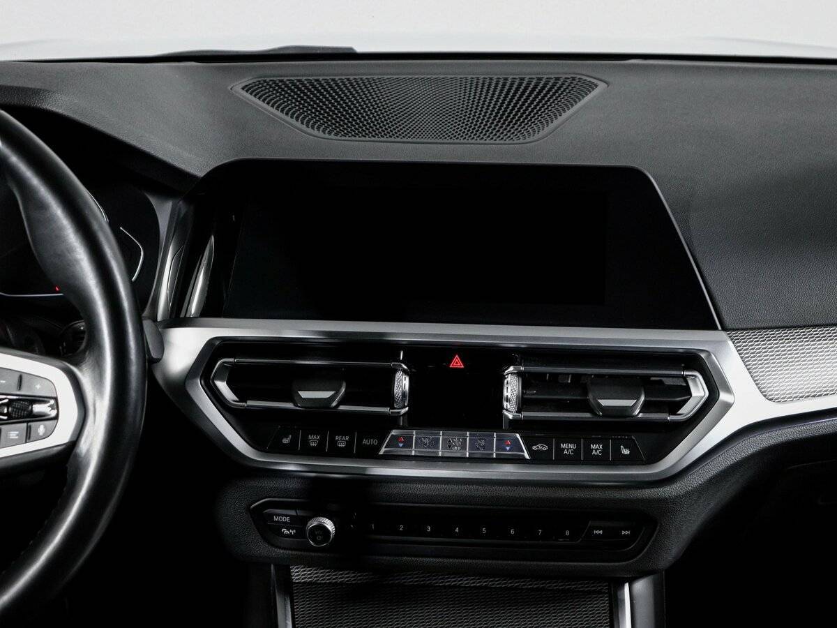 BMW 3 серии 320i xDrive, 2020 Фото №13
