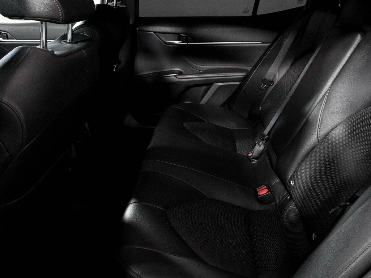 Toyota Camry, 2021 Фото №10