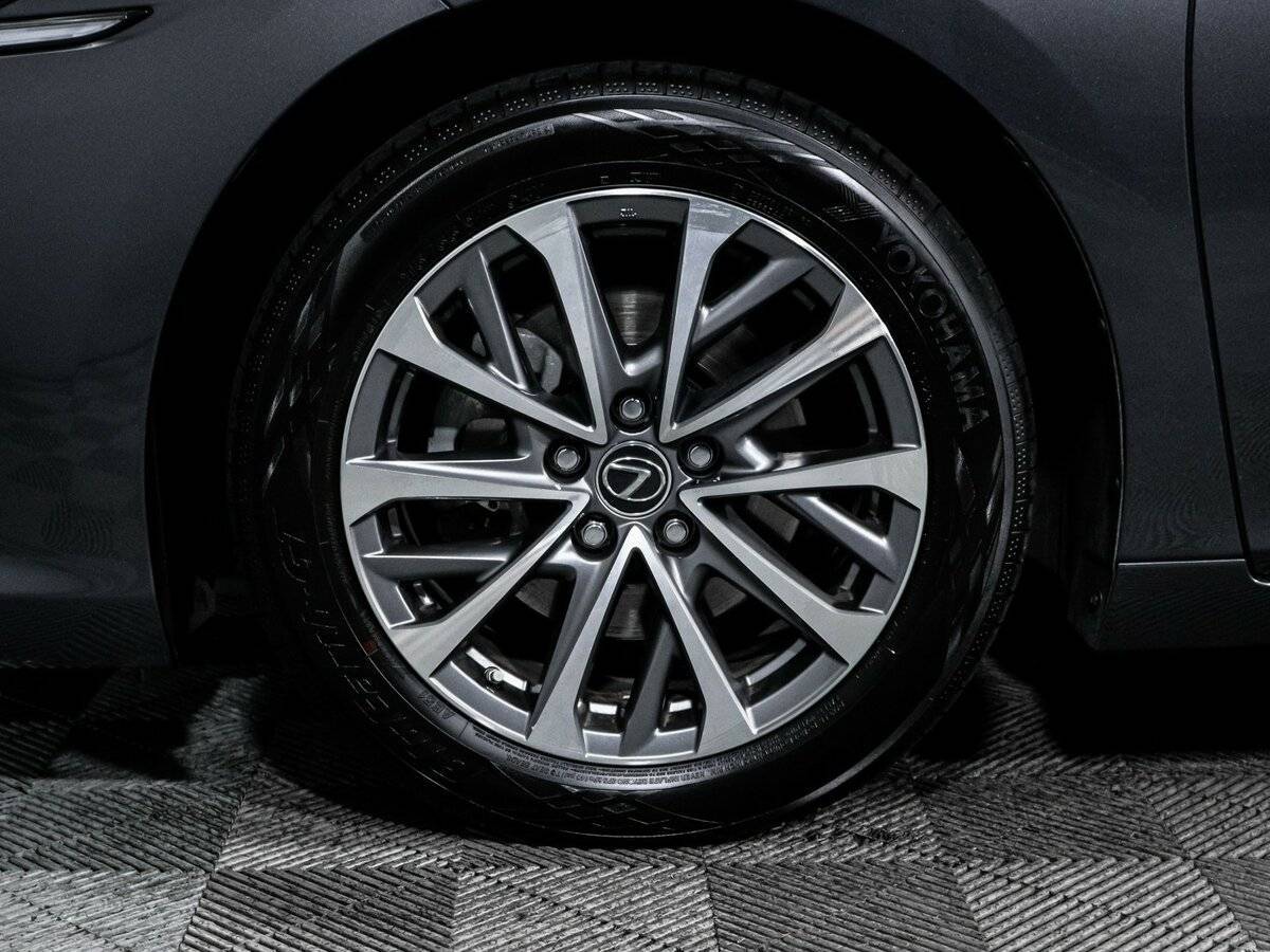 Lexus ES 200, 2021 Фото №15