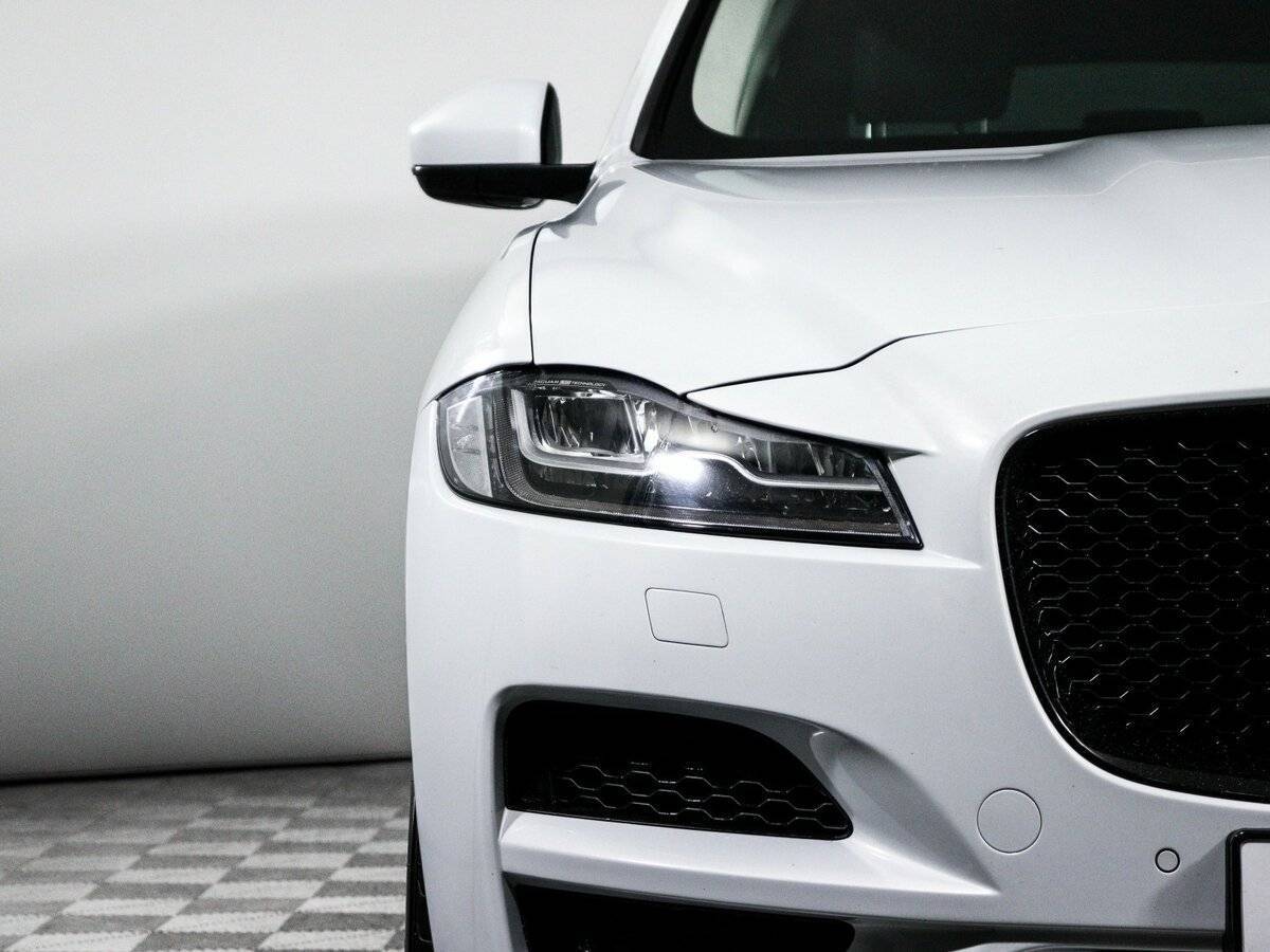 Jaguar F-Pace, 2016 Фото №14