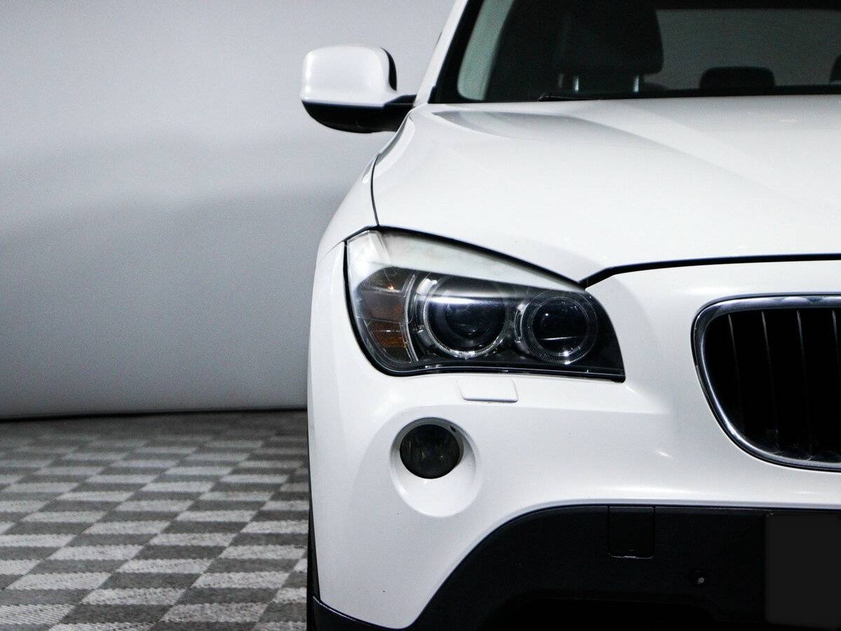 BMW X1 20d, 2011 Фото №16