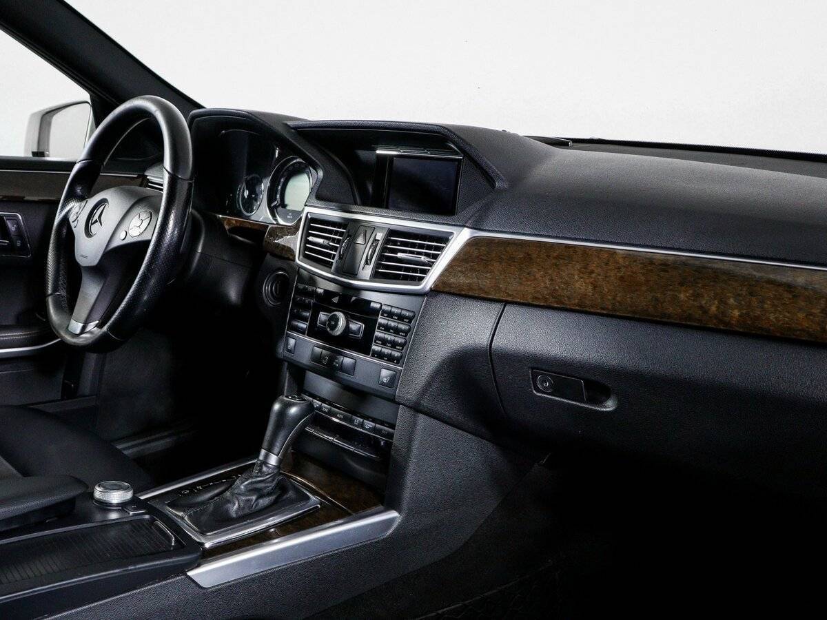 Mercedes-Benz E-Класс 200 7G-Tronic, 2011 Фото №9