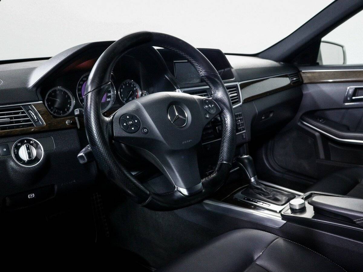 Mercedes-Benz E-Класс 200 7G-Tronic, 2011 Фото №14