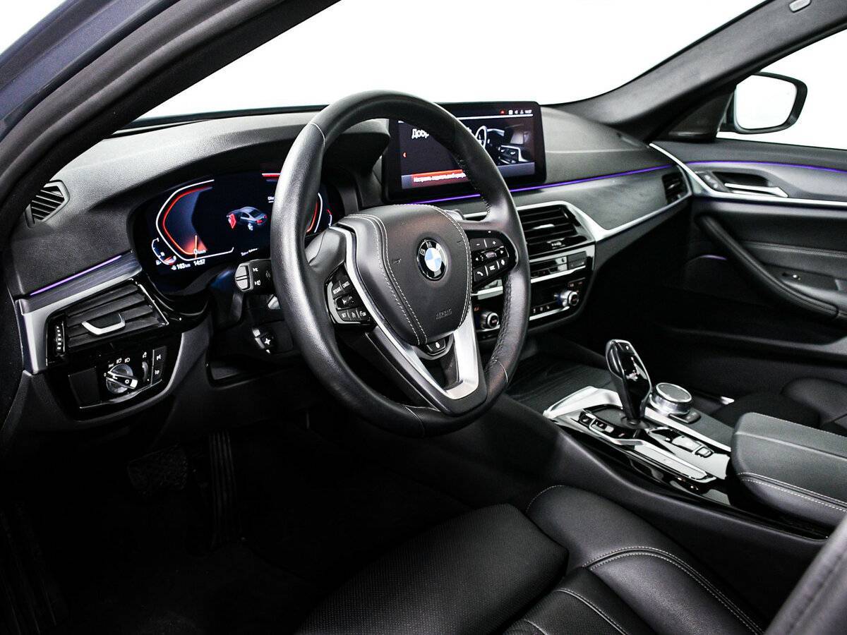BMW 5 серии 530i xDrive, 2023 Фото №11