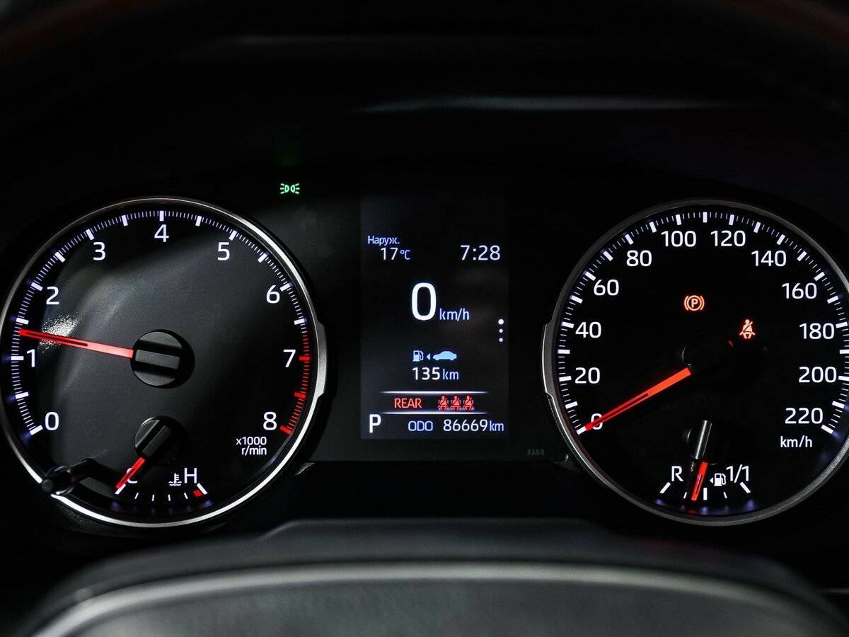 Toyota RAV4, 2021 Фото №10