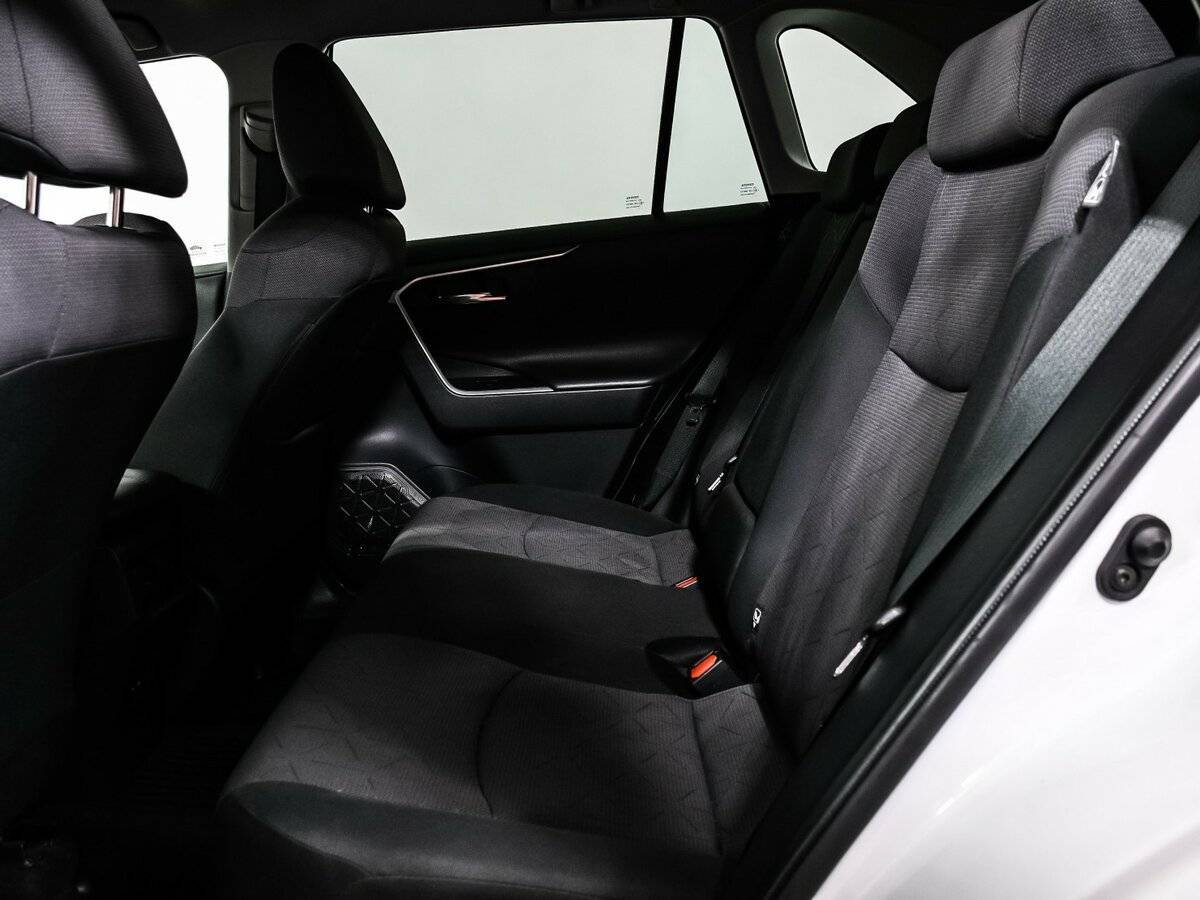 Toyota RAV4, 2021 Фото №12